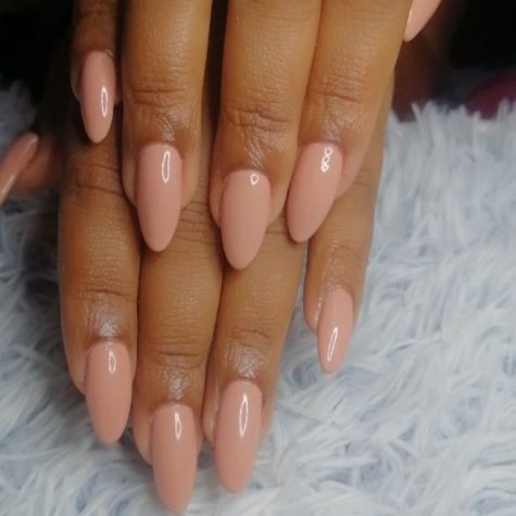 Nude nails polish Nude nails polish